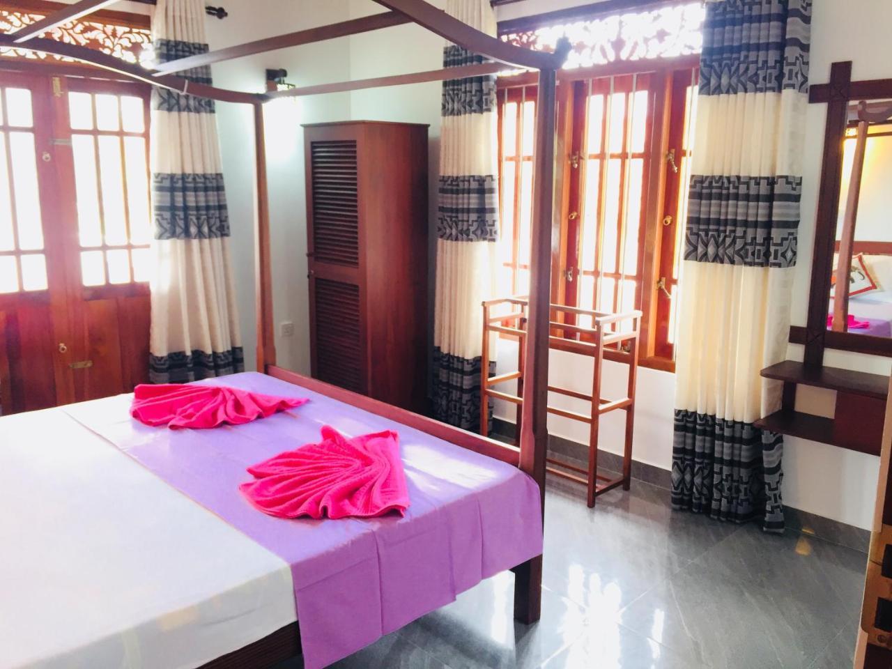 Sanjula Apartments Hikkaduwa Ngoại thất bức ảnh