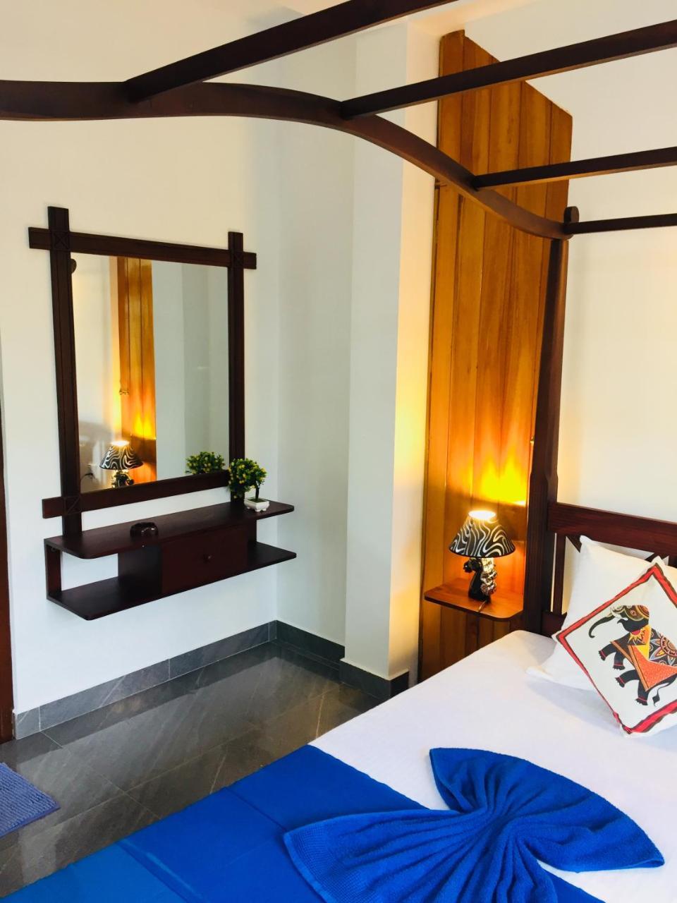 Sanjula Apartments Hikkaduwa Ngoại thất bức ảnh