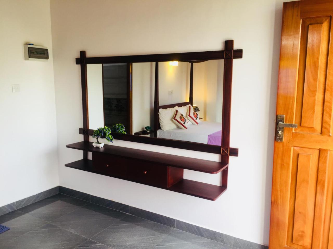 Sanjula Apartments Hikkaduwa Ngoại thất bức ảnh
