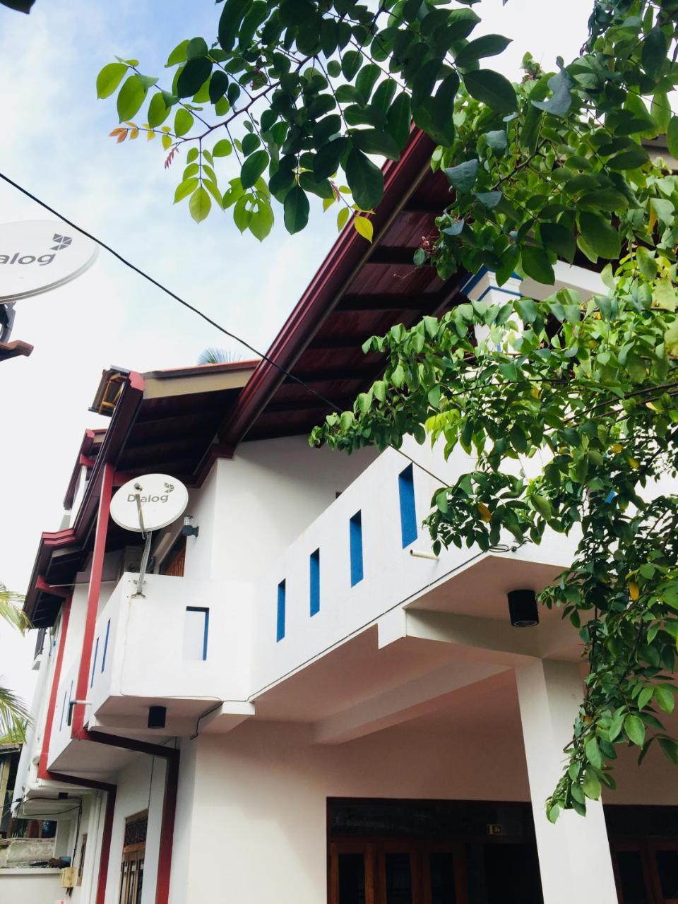 Sanjula Apartments Hikkaduwa Ngoại thất bức ảnh