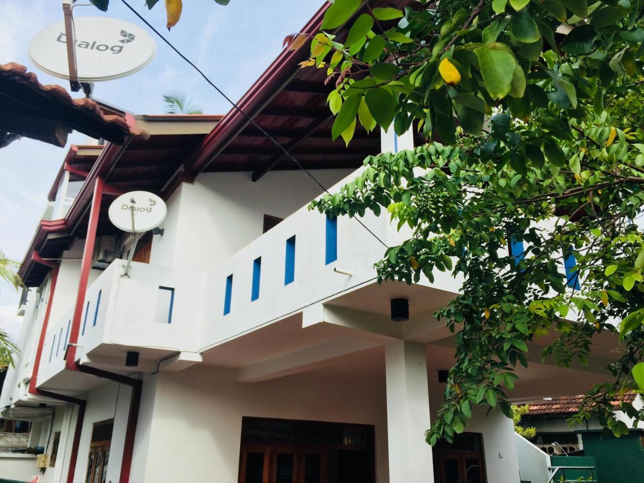 Sanjula Apartments Hikkaduwa Ngoại thất bức ảnh